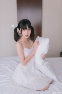 [喵糖映画] VOL.177 白裙少女 [47P-206M]