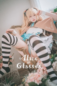 Bambi밤비 - NO.04 Alice in Glasses [49P-629M]